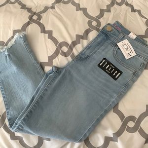 NWT Childrens Place girl stretch jean!!